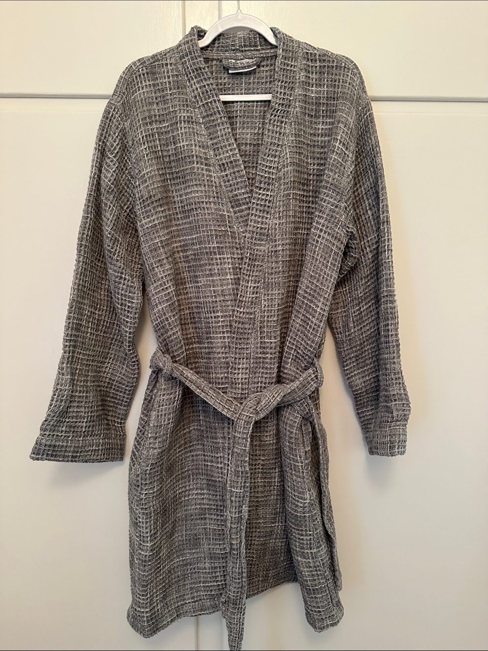 LIKE NEW Parachute Grey Waffle Robe Unisex